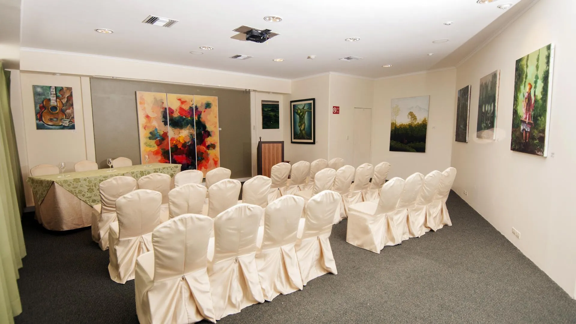Gh Galeria Hotel Guayaquil 4*,